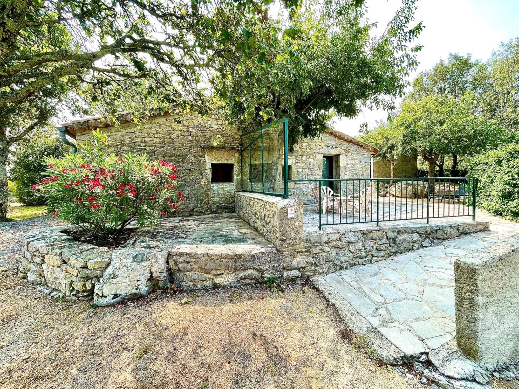 Village De Gites Mas De La Bastide Joyeuse Exterior foto